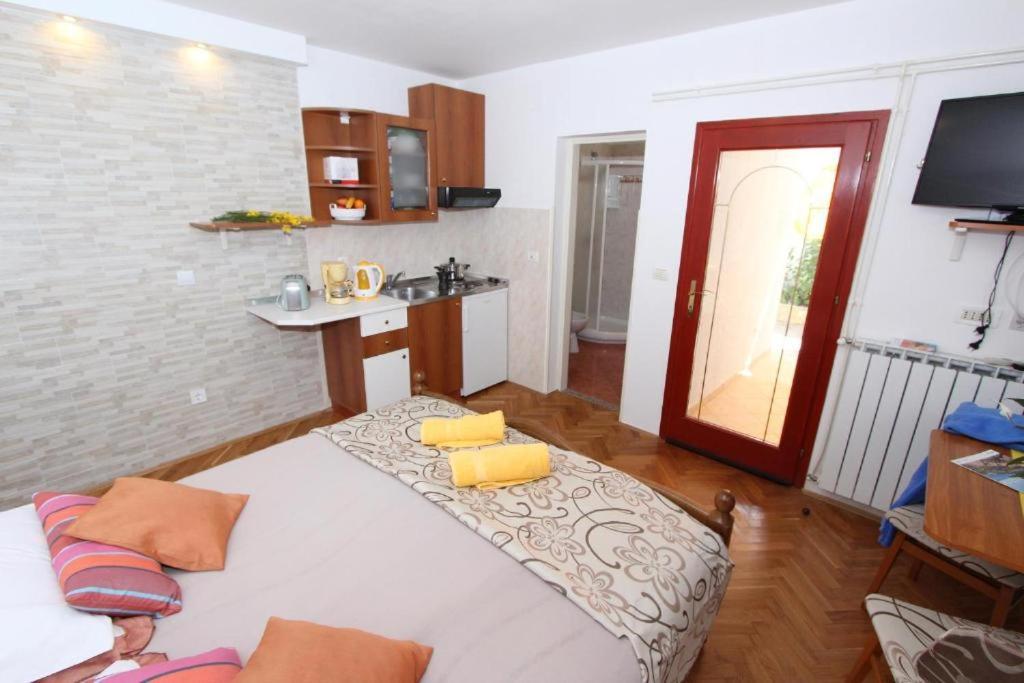 Apartments Frane Rovinj Exterior photo
